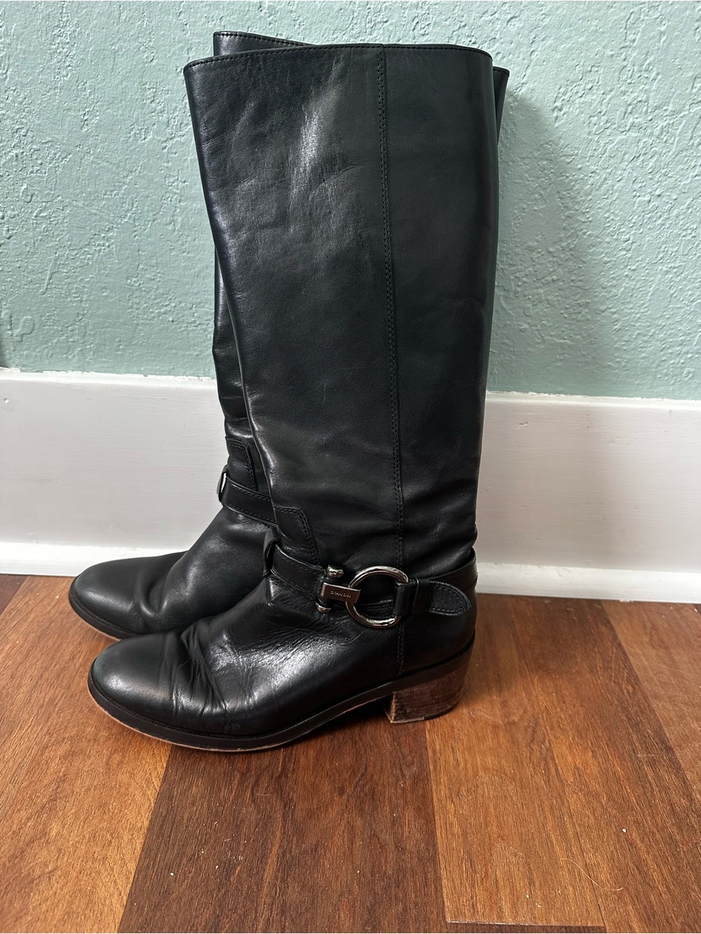 Coach Women’s Carolina Black Leather Knee High Boots Size 8